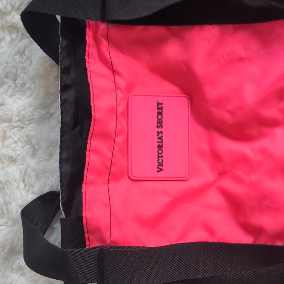 Victoria's Secret Tote Bag with Front Zipper Pocket - Picture 4 of 7